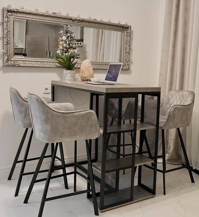 Apartment Mimoza 1 Otocsán Kültér fotó