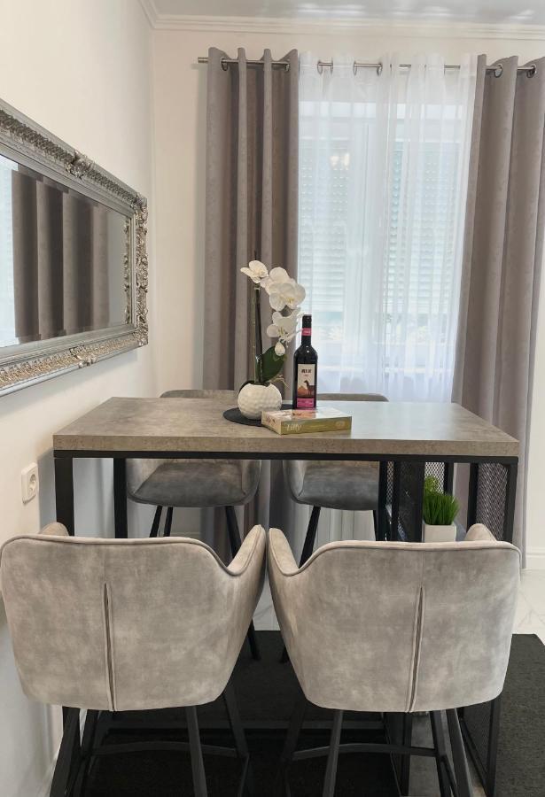Apartment Mimoza 1 Otocsán Kültér fotó